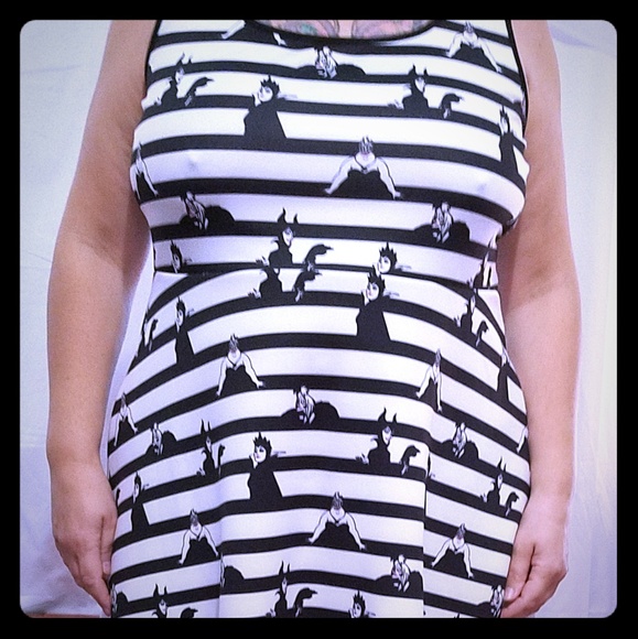 Torrid Dresses & Skirts - Torrid Disney Villains Dress sz 2